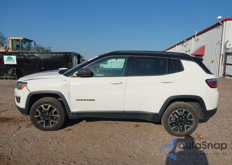 2020 Jeep Compass Trailhawk 4X4 из США, поврежденный, VIN 3C4NJDDB9LT207919